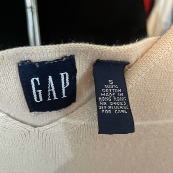 Small 100% cotton - Picture 2 of 3